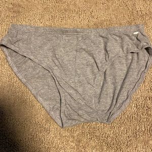 American Active men’s low rise brief XXL RUNS SMALL